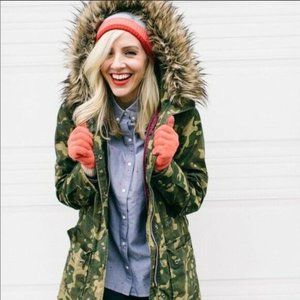 GAP Camo Anorak Parka Jacket Coat Hooded Faux Fur